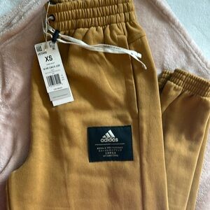 Adidas joggers in perfect fall amber color